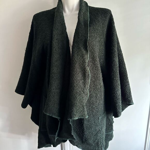 Green/Black Courtney Washington Fuzzy Cardigan/Cape/Jacket, One Size - Picture 2 of 8